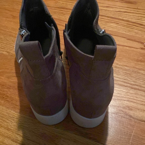 Francesca’s shoes - Picture 4 of 5